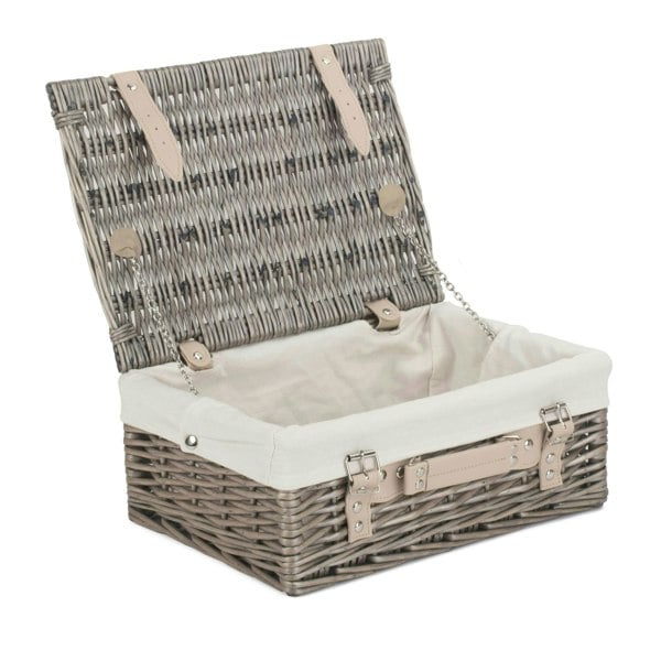 Wicker Picnic Baket with Lining
