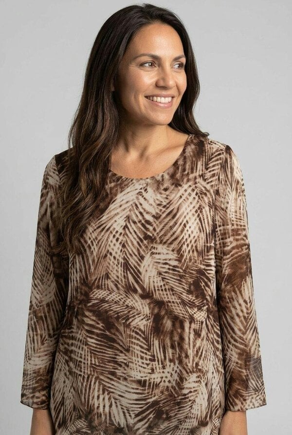 Izabel London Printed Long Sleeve Hanky Hem Tunic Top