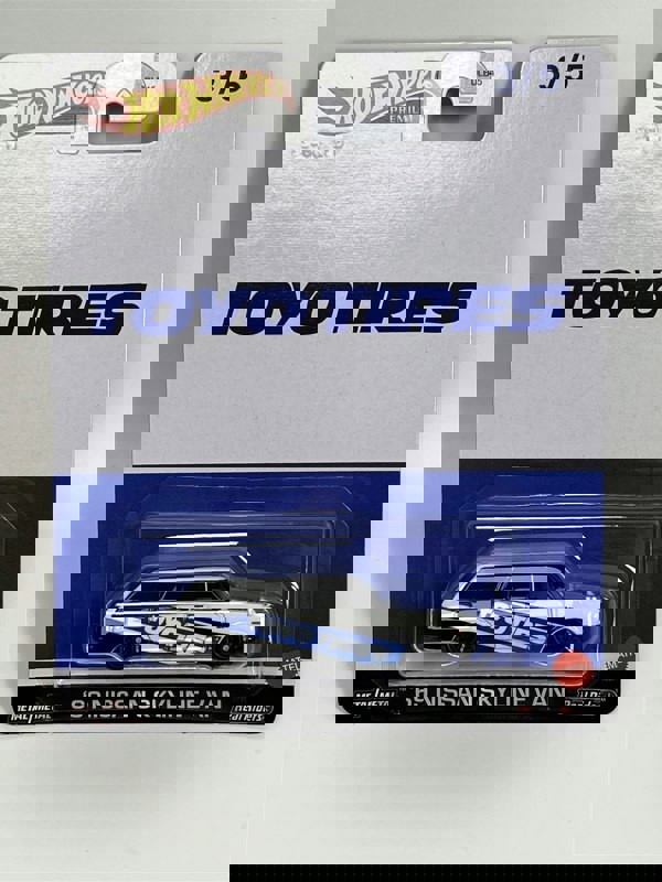 Hot Wheels Toyo Tires 1969 Nissan Skyline Van Real Riders 1:64 HKD05