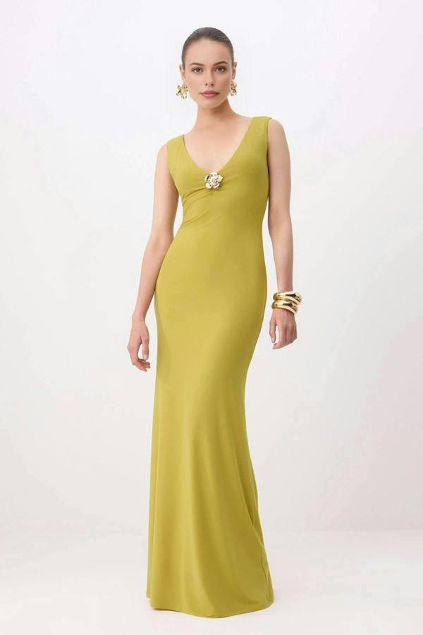 WOVCOR Plain Straight Cut Knitted Maxi Evening Dress with Accessory Details