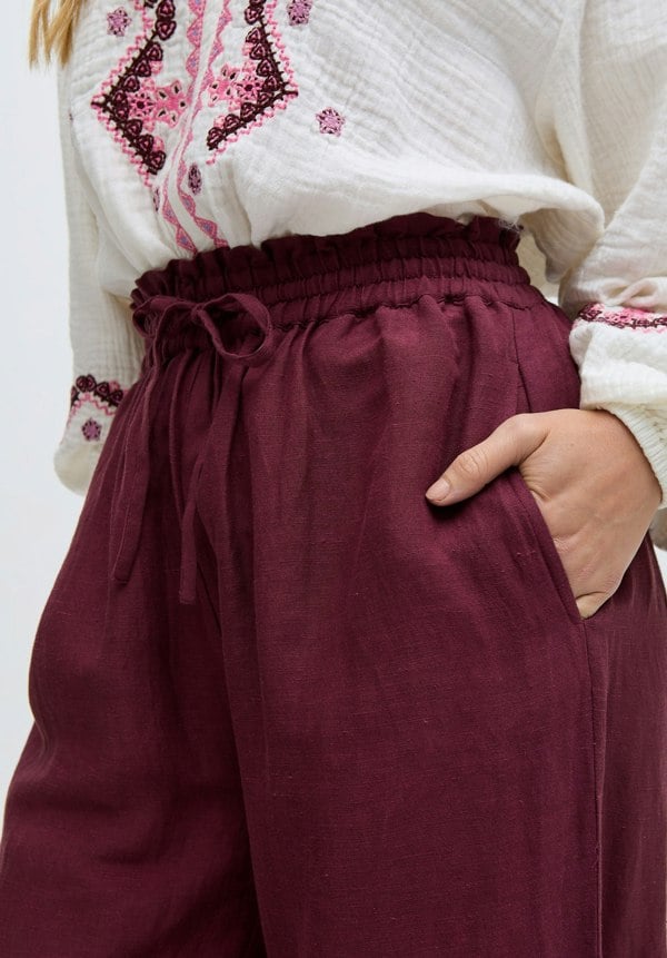 Paulina Wide Leg Trouser In Burgundy