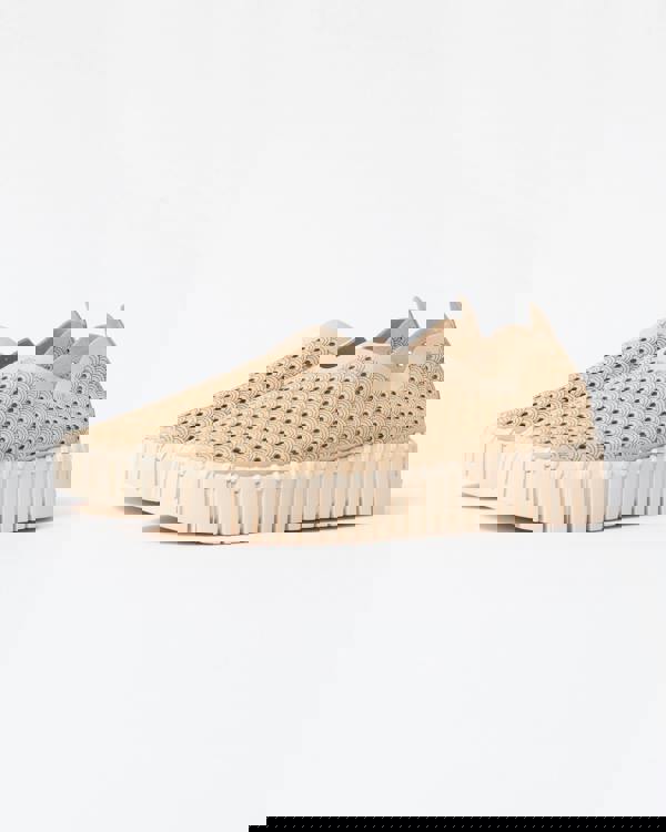 Tulip Slip-In Womens Platform Shoes in Kit 144 - Front