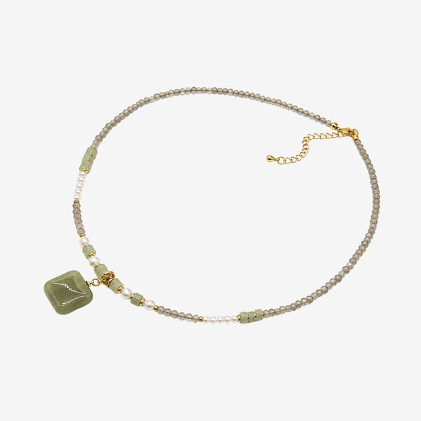 Uchi & Soto Shikaku Green Bead Necklace