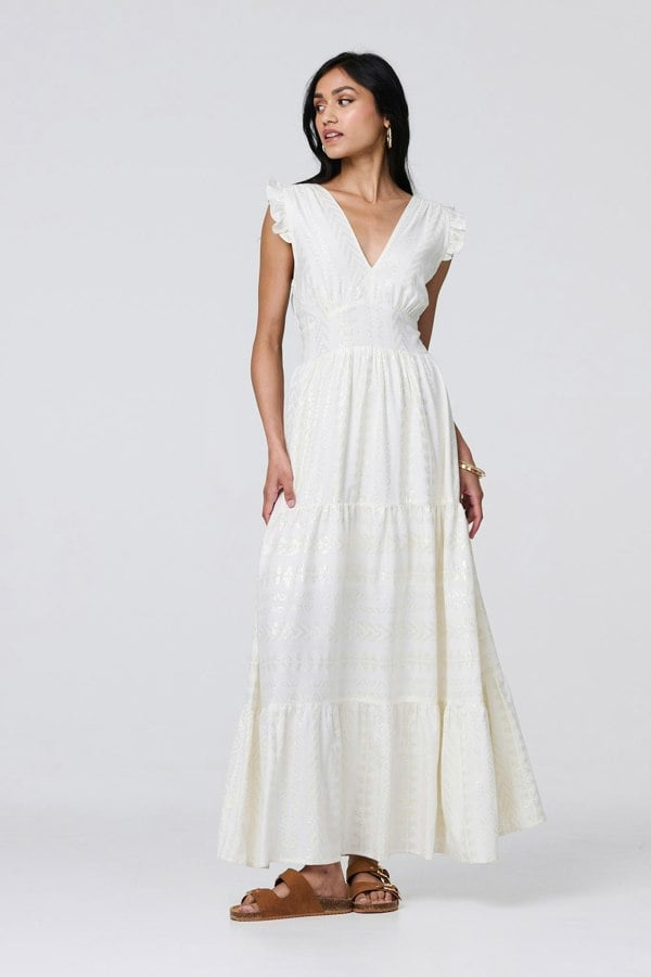 White | Metallic Detail Frill Cap Sleeve Maxi Dress : Model is 5'8"/172 cm and wears UK8/EU36/US4/AUS8

