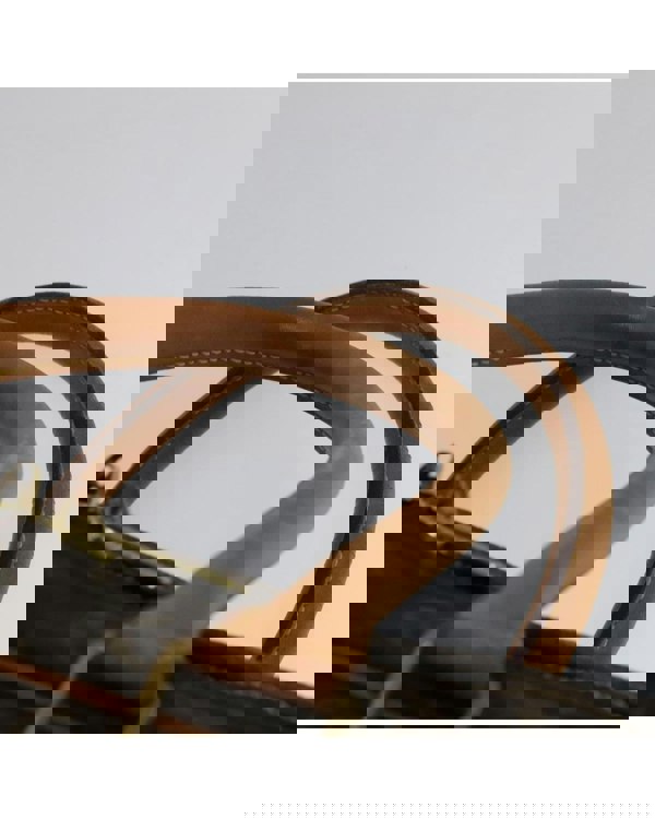 221871872.jpg