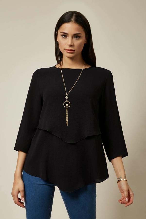 Hoxton Gal 3/4 Sleeve Relaxed Layered Top With Necklace In Black