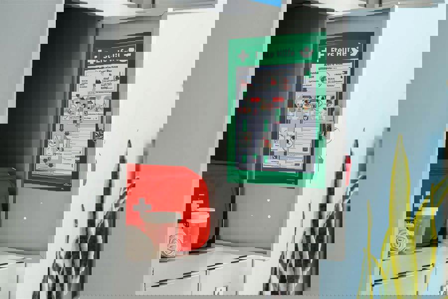 Durable DURAFRAME Magnetic Document Signage Frame for Metal | 5 Pack | A4 Green