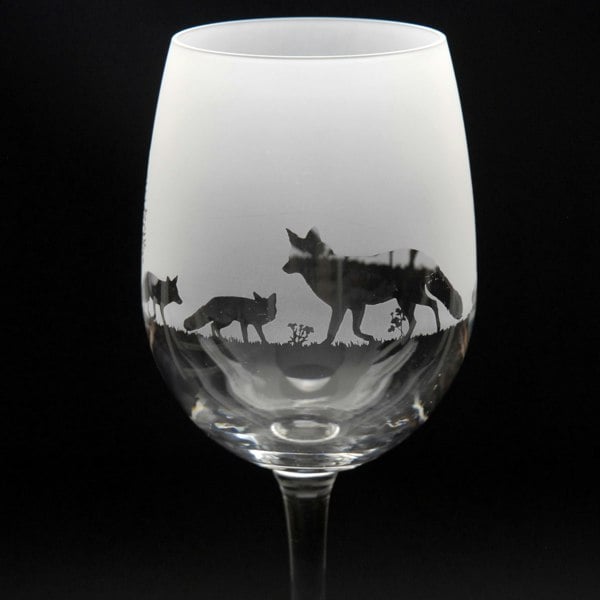 Glyptic Glass Art Fox Crystal Wine Glass - Hand Etched/Engraved Gift