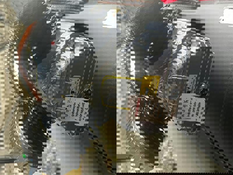 Heavy Duty Electric Air Compressor 100L 250LPM 8 BAR / 115PSI (3HP 2.2KW Garage Workshop)