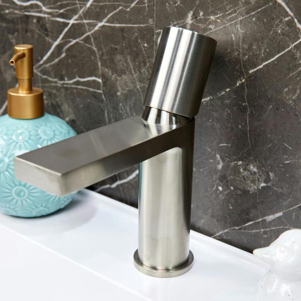 Flode Limingen | Mono Basin Mixer Tap | Brushed Steel