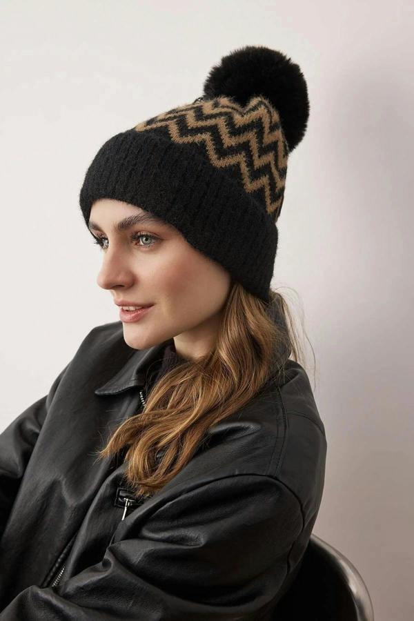 WOVCOR Women's Beanie