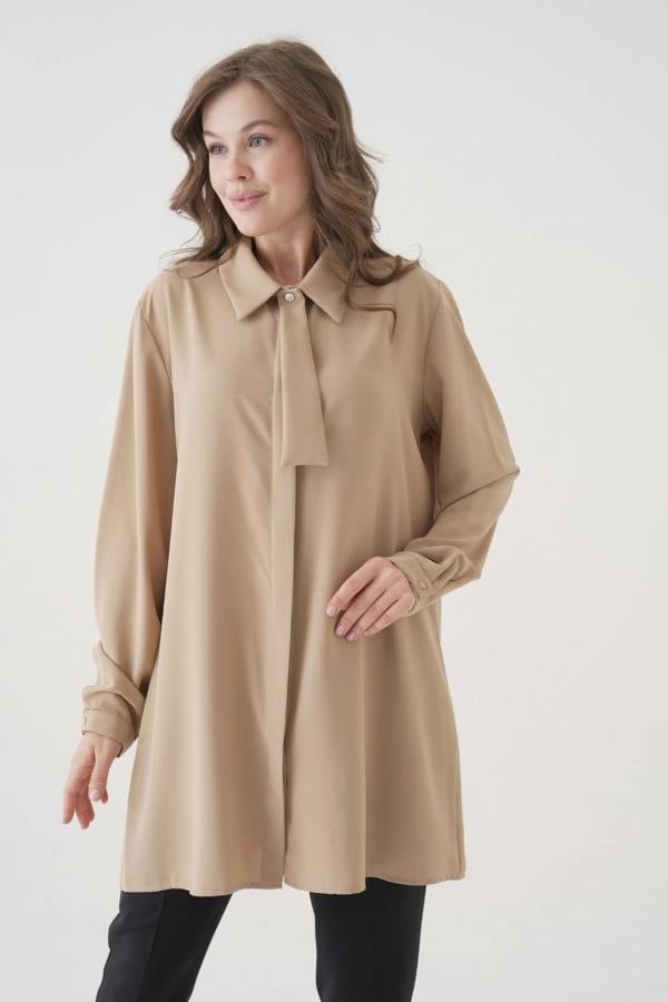 Hoxton Gal Oversized Long Sleeves Tie-Neck Tunic in Beige