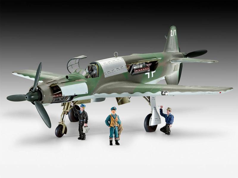 Revell German Do335 Pfeil WWII Aircraft (1:48 Scale)
