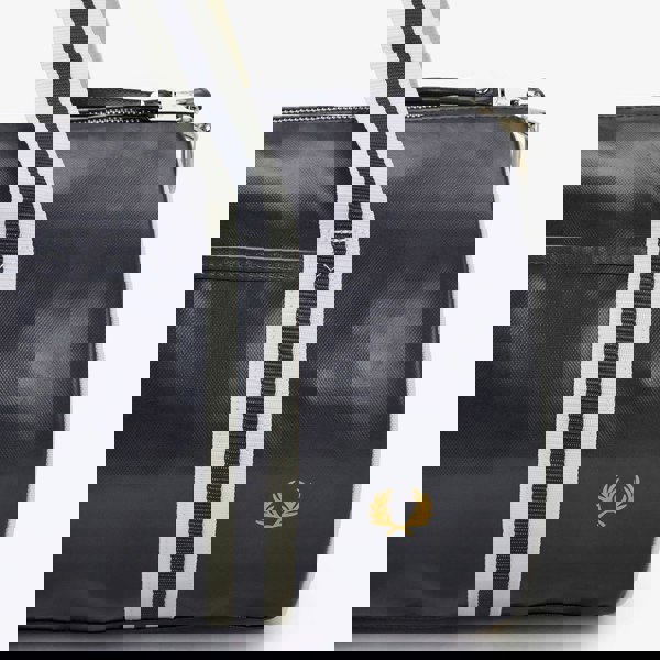 Fred Perry Classic Barrel Bag Navy/Ecru