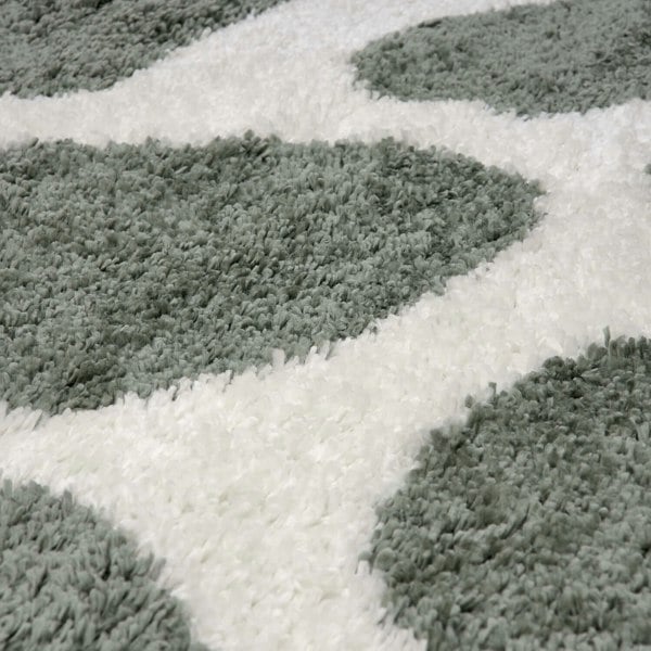 Moodi Shaggy Green, plush underfoot feel, easy to clean | THE RUGS