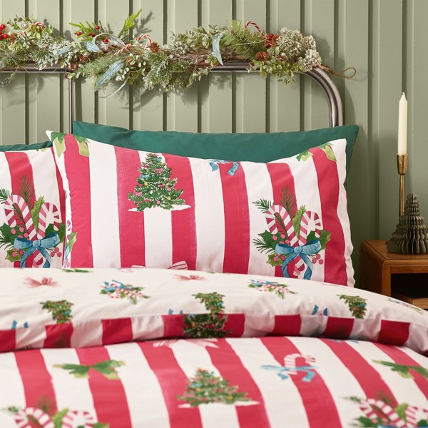 Catherine Lansfield Christmas Stripe Reversible Duvet Cover Set Red