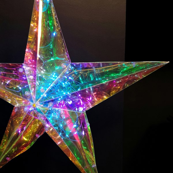 Samuel Alexander 36cm Battery Operated Light up Hanging Christmas Dreamlight Star with 100 White LEDs