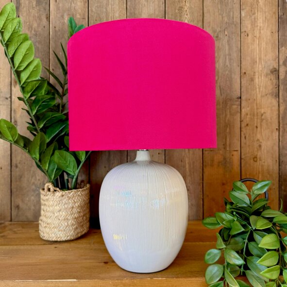Love Frankie Ridged Table Lamp in Bone