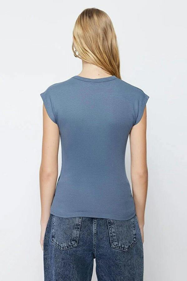 WOVCOR Viscose Fitted Knit Blouse