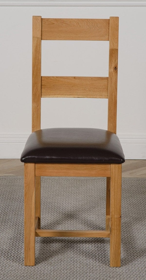 That's Furniture Richmond Small Extending Oak Dining Set with Lincoln Oak Chairs