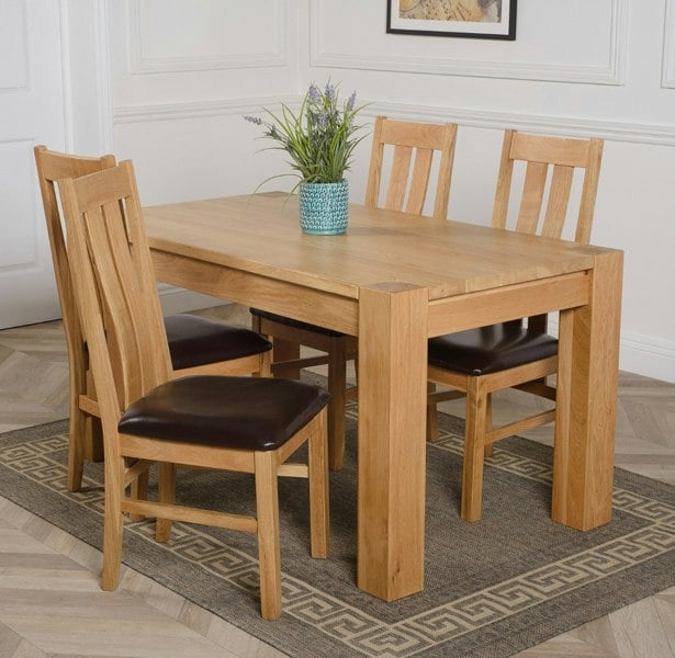 That's Furniture Kuba Medium Oak Dining Table with Princeton Oak Chairs
