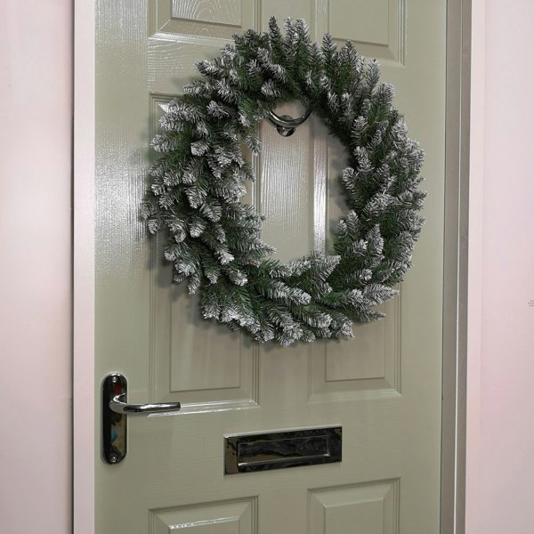 Samuel Alexander 60cm Snow Tip Christmas Wreath with 160 Bullet Tips