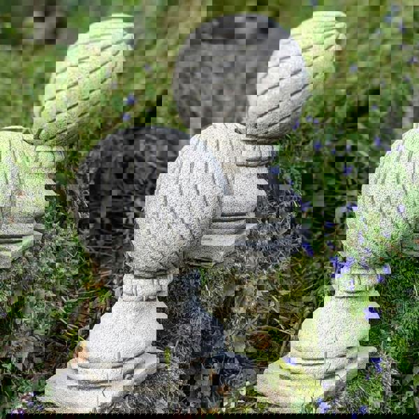 Single Stone Ball Pillar Top