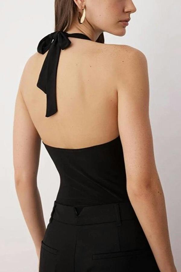 WOVCOR V-Neck Sleeveless Knit Bodysuit