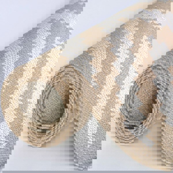 Outdoor Rug Diamond Design Beige and White | The Rugs