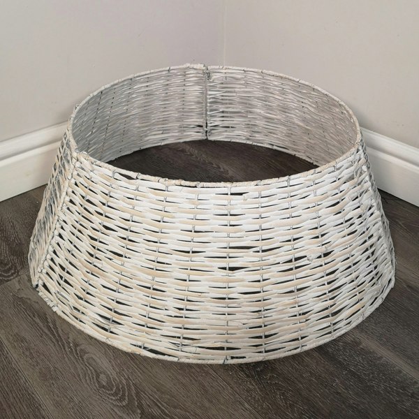 Samuel Alexander 40/58cm Samuel Alexander KD Willow Christmas Tree Skirt Wicker Rattan- Medium White Wash