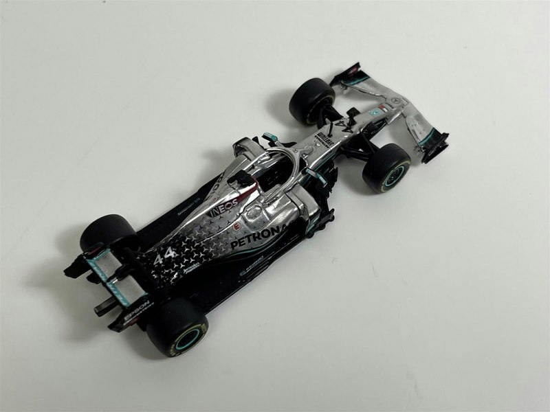 Tarmac Lewis Hamilton #44 Barcelona Pre-season Testing 2020 1:64 Tarmac Works IXO T64GF036LH2