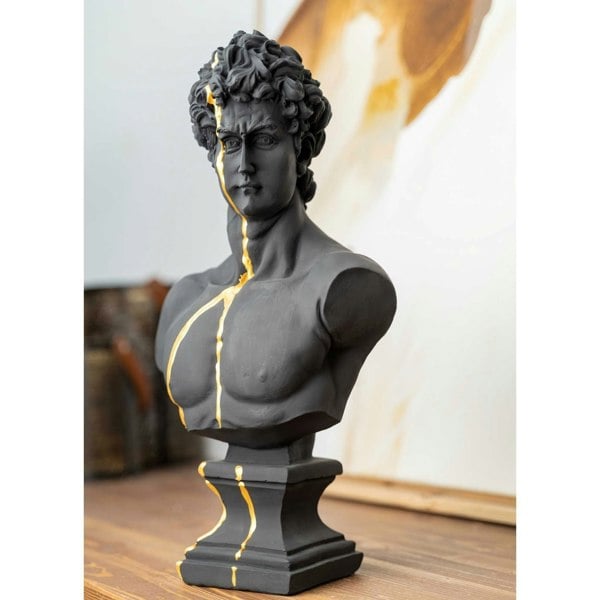 Artchi Golden Beauty David