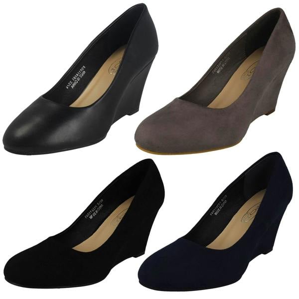 Spot On Ladies Spot On Elegant Wedge Heeled Court Shoes F90114