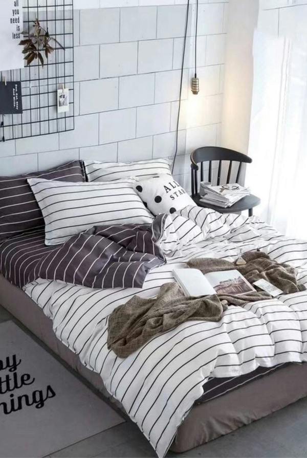 Ezysleep Pinstripe Printed Duvet Set