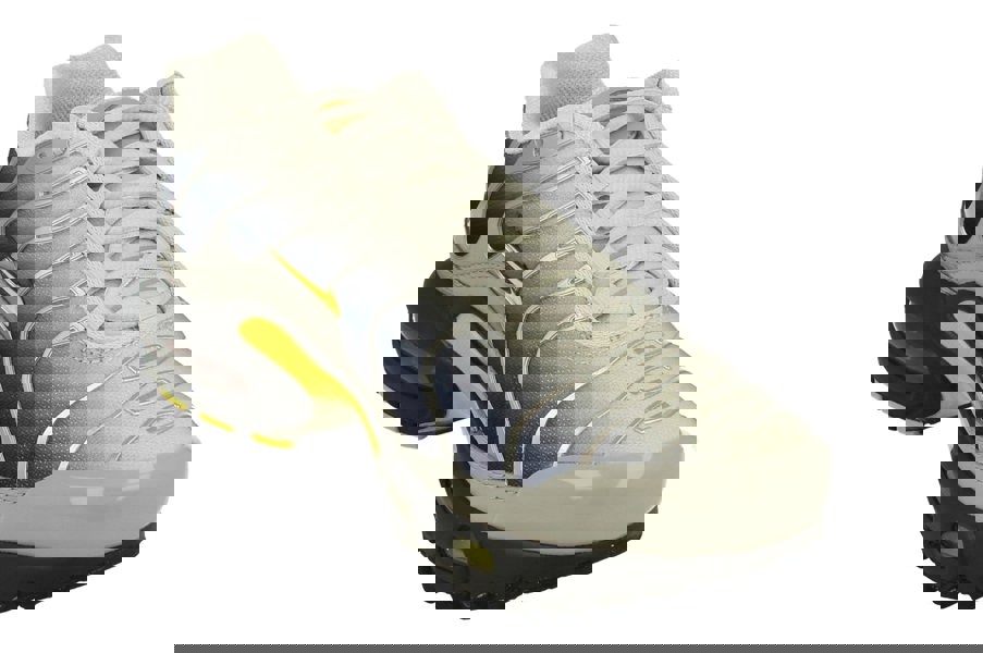 Nike Air Max Plus GS Trainers Hf0030  001 - Metallic Silver Opti Yellow 001 - Photo 3