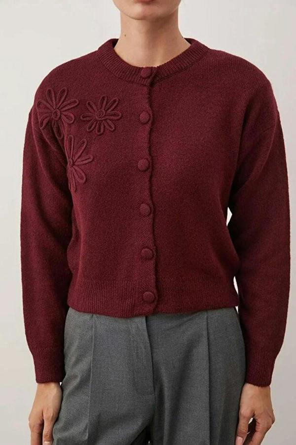 WOVCOR Soft Textured Floral Patterned Knit Cardigan