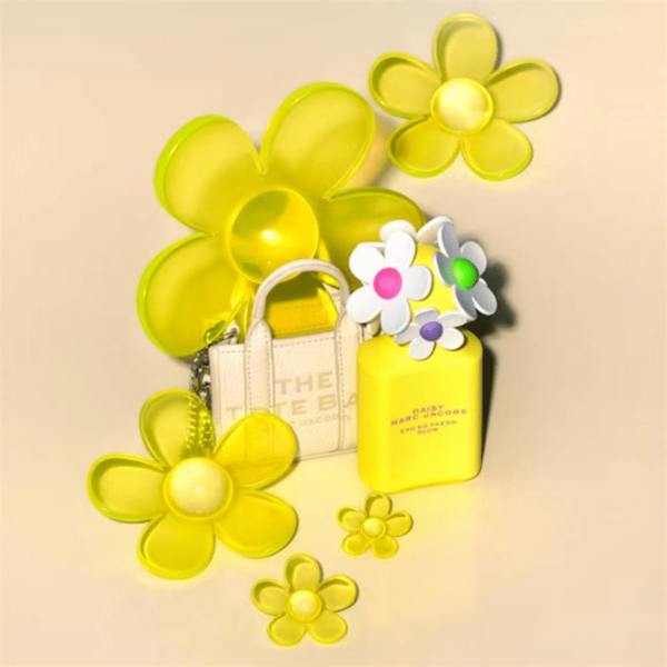 Marc Jacobs Women's Perfume Marc Jacobs Daisy Eau So Fresh Glow Eau de Toilette Women's Perfume Spray (75ml)