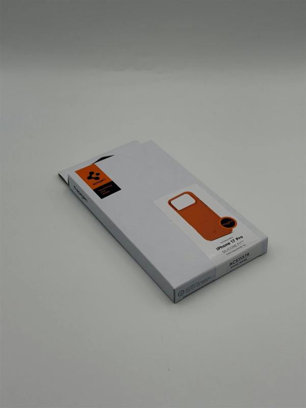 Spigen Silicone Fit Case with MagSafe for iPhone 17 Pro 6.3" Cosmic Orange - ACS11379