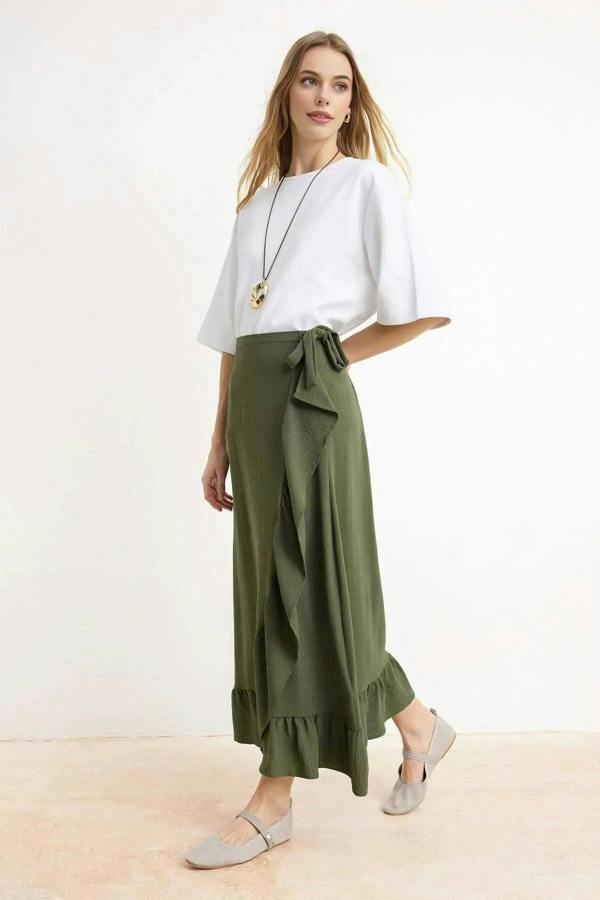 WOVCOR Ruffled Woven Skirt