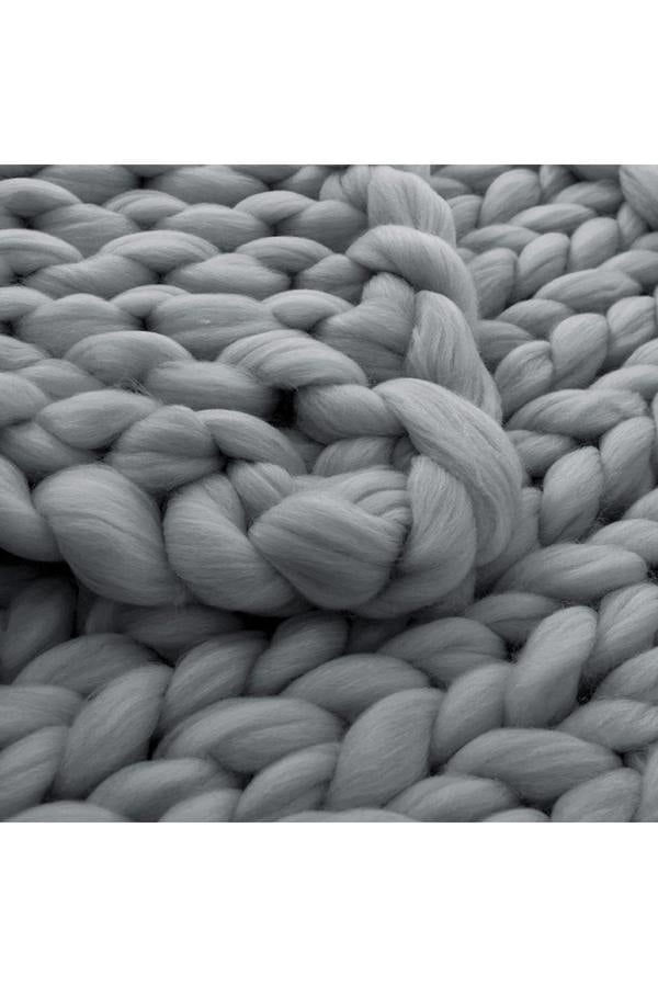 Living and Home 120x150cm Chunky Cable Knit Blanket Thick Yarn Stretch Throw for Sofa, Bed & Chair
