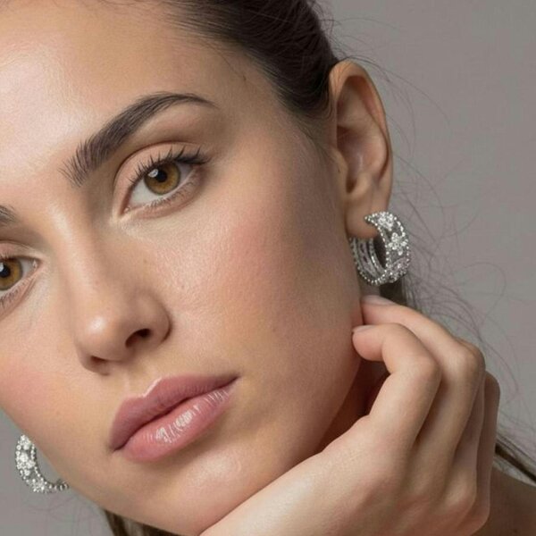 Uchi & Soto Kinmokusei Silver Bead Floral Earrings