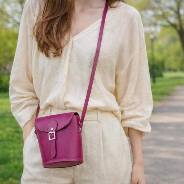 Zatchels Handmade Leather Barrel Bag - Magenta