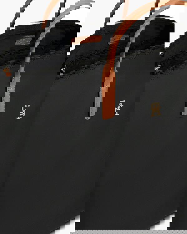 Tommy Hilfiger Popette Womens Weekender Bag - Black