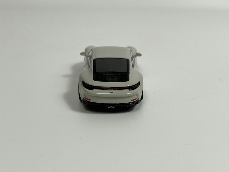 Mini GT Porsche 911 GT3 Touring Crayon White LHD 1:64 Mini GT MGT00675L