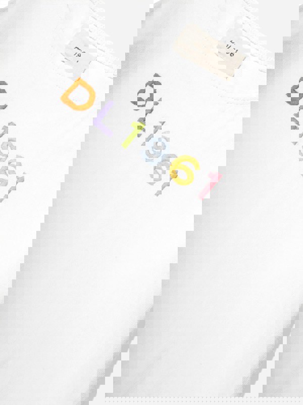 DL1S4024_WHITE_LOGO_3