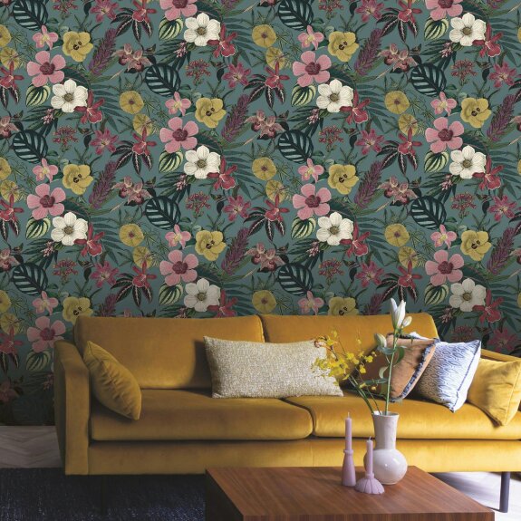 Love Frankie Botanical Garden Wallpaper - Thistle