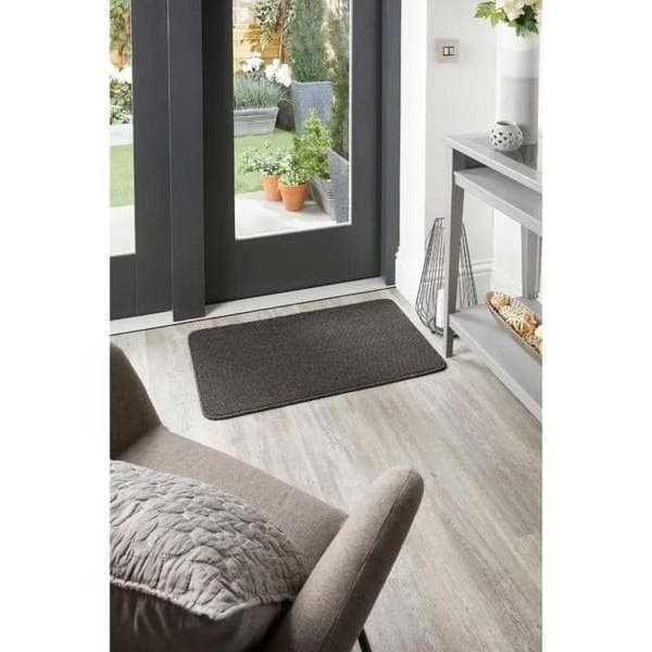The Rugs Washable Mat & Runners: Durable Plain Design