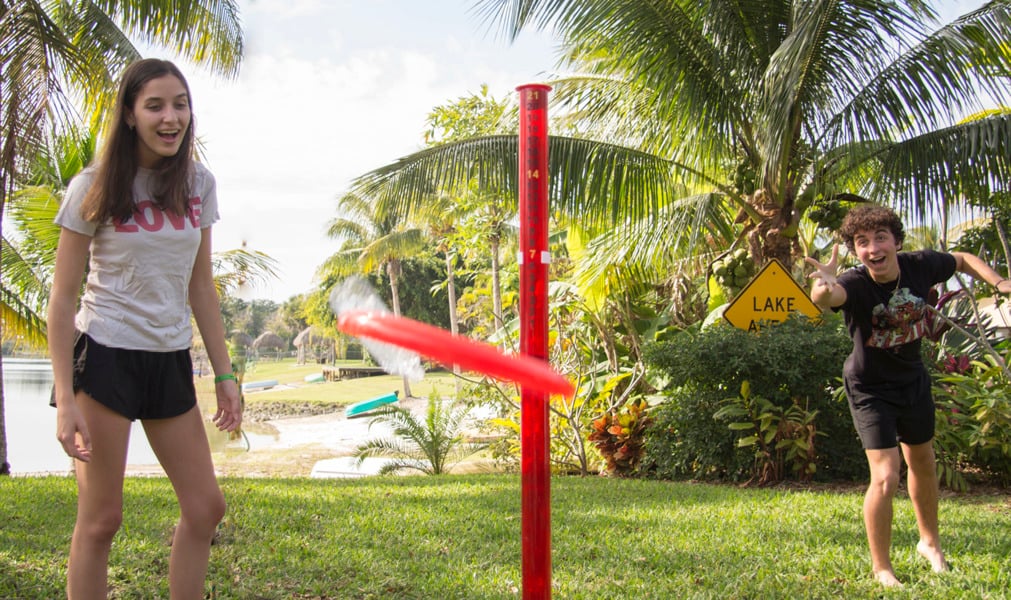 Water Sports Lighted Deluxe Poles Game