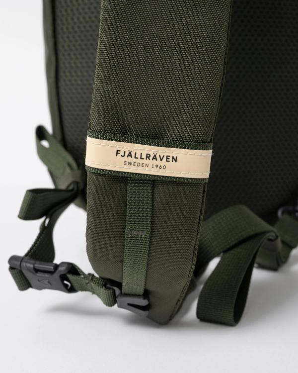 strap detail of a Fjallraven Skule 6L Unisex Sling Bag a Deep Forest 662