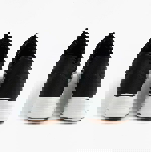 Skechers GLIDE-STEP - TRANQUILITY Womens Trainers Black/White